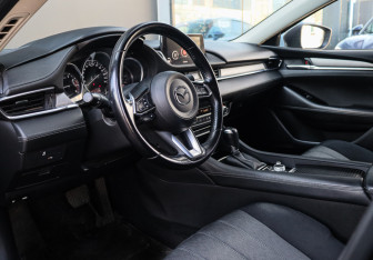 Подержанный автомобиль Mazda 6 Sedan 2018 года (12 фото)