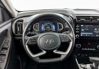 Подержанный автомобиль Hyundai Creta 2021 года (22 фото)