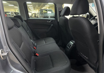Подержанный автомобиль Skoda Yeti 2018 года (11 фото)