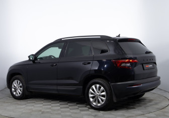 Подержанный автомобиль Skoda Karoq 2020 года (7 фото)