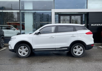 Подержанный автомобиль Geely Atlas 2021 года (8 фото)