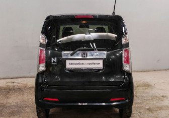 Подержанный автомобиль Honda N-WGN 2016 года (6 фото)