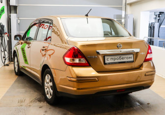 Подержанный автомобиль Nissan Tiida Sedan 2008 года (6 фото)