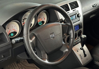 Подержанный автомобиль Dodge Caliber 2008 года (12 фото)