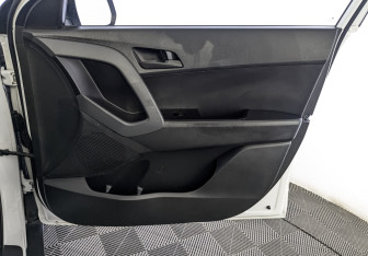 Подержанный автомобиль Hyundai Creta 2017 года (24 фото)