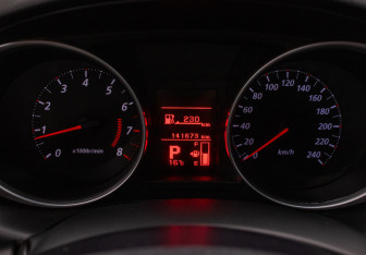 Подержанный автомобиль Mitsubishi ASX 2011 года (12 фото)