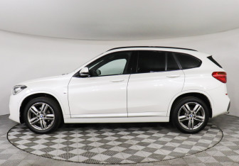 Подержанный автомобиль BMW X1 2018 года (5 фото)