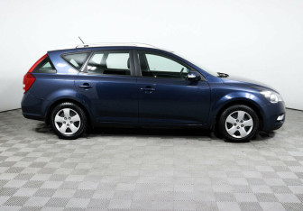 Подержанный автомобиль Kia Ceed Wagon 2012 года (4 фото)