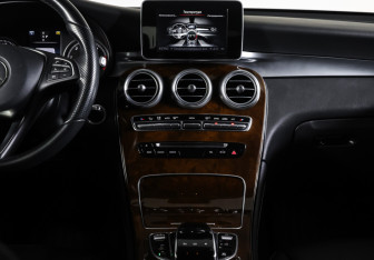Подержанный автомобиль Mercedes-Benz GLC Coupe 2015 года (14 фото)