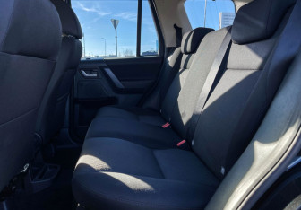 Подержанный автомобиль Land Rover Freelander 2012 года (10 фото)
