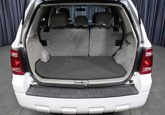 Подержанный автомобиль Ford Escape 2007 года (9 фото)