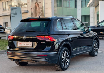 Подержанный автомобиль Volkswagen Tiguan 2019 года (5 фото)
