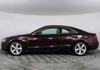 Подержанный автомобиль Audi A5 Coupe 2014 года (8 фото)