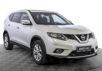 Подержанный автомобиль Nissan X-Trail 2018 года (3 фото)