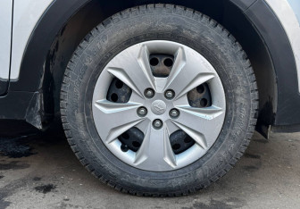 Подержанный автомобиль Hyundai Creta 2019 года (13 фото)