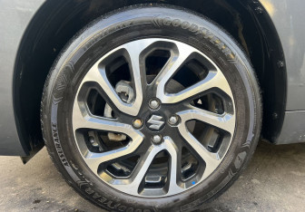 Подержанный автомобиль Suzuki Baleno Hatchback 2023 года (9 фото)