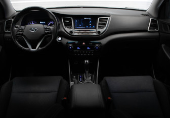 Подержанный автомобиль Hyundai Tucson 2018 года (8 фото)