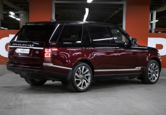 Подержанный автомобиль Land Rover Range Rover 2017 года (5 фото)