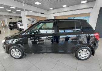 Подержанный автомобиль Skoda Fabia Hatchback 2011 года (8 фото)