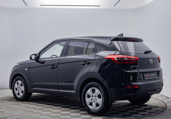 Подержанный автомобиль Hyundai Creta 2016 года (3 фото)