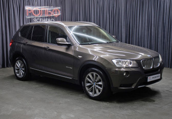 Подержанный автомобиль BMW X3 2012 года (3 фото)