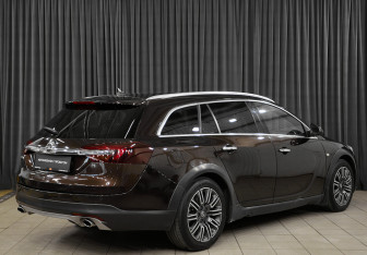 Подержанный автомобиль Opel Insignia Wagon 2014 года (4 фото)