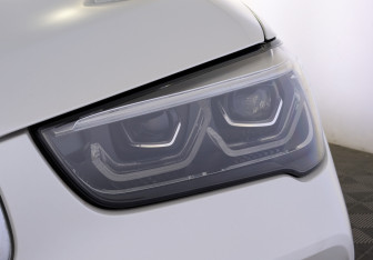 Подержанный автомобиль BMW X1 2020 года (11 фото)