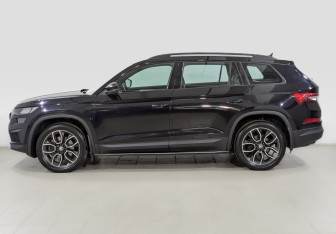Подержанный автомобиль Skoda Kodiaq 2022 года (8 фото)