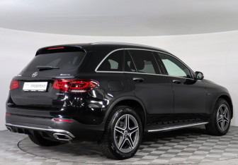 Подержанный автомобиль Mercedes-Benz GLC Coupe 2020 года (5 фото)