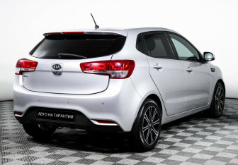 Подержанный автомобиль Kia Rio Hatchback 2016 года (3 фото)