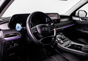 Подержанный автомобиль Hyundai Palisade 2022 года (12 фото)