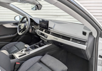 Подержанный автомобиль Audi A5 Liftback 2024 года (11 фото)