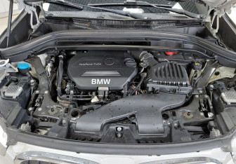 Подержанный автомобиль BMW X1 2018 года (23 фото)