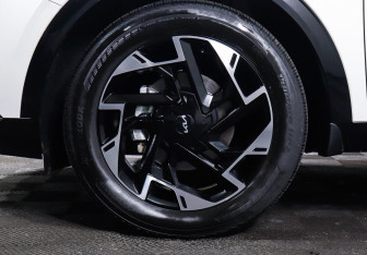 Подержанный автомобиль Kia Sportage 2022 года (10 фото)