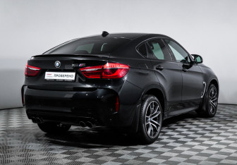 Подержанный автомобиль BMW X6 M 2015 года (5 фото)