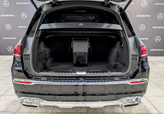 Подержанный автомобиль Mercedes-Benz Maybach GLS 2021 года (10 фото)