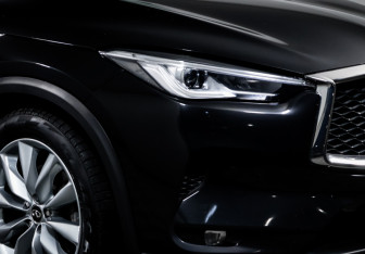 Подержанный автомобиль Infiniti QX50 2019 года (16 фото)