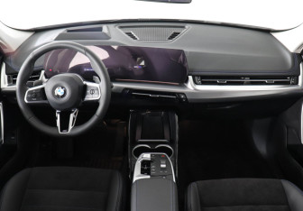 Новый BMW X1 2025 (11 фото)