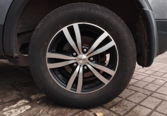 Подержанный автомобиль Nissan Qashqai 2009 года (13 фото)