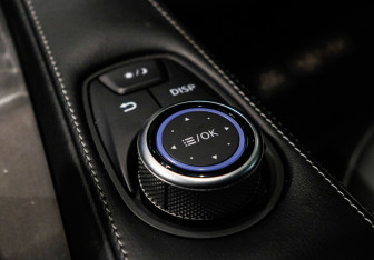 Подержанный автомобиль Infiniti QX50 2019 года (18 фото)