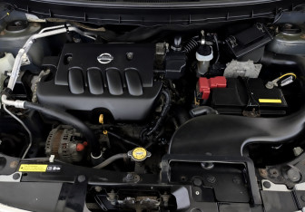 Подержанный автомобиль Nissan X-Trail 2013 года (9 фото)