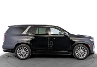 Подержанный автомобиль Cadillac Escalade Suv 2021 года (4 фото)