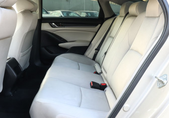 Подержанный автомобиль Honda Accord Sedan 2019 года (9 фото)