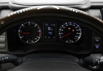Новый Toyota HiAce 2026 (11 фото)