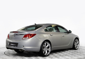 Подержанный автомобиль Opel Insignia Liftback 2008 года (4 фото)
