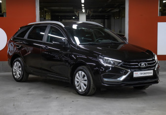 Подержанный автомобиль LADA (ВАЗ) Vesta Wagon 2024 года (3 фото)