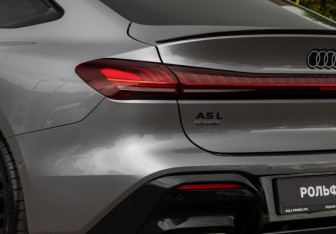 Подержанный автомобиль Audi A5 Liftback 2025 года (29 фото)