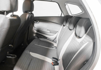 Подержанный автомобиль Renault Kaptur 2017 года (11 фото)