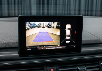 Подержанный автомобиль Audi A4 Sedan 2018 года (22 фото)