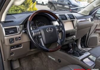 Подержанный автомобиль Lexus GX 2015 года (9 фото)